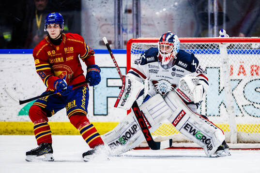 Djurgårdens Victor Eklund och Linköpings målvakt