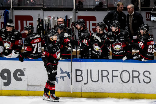 Malmö Redhawks Axel Sundberg jublar