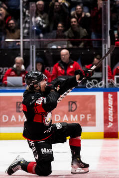 Malmö Redhawks Lauri Pajuniemi jublar