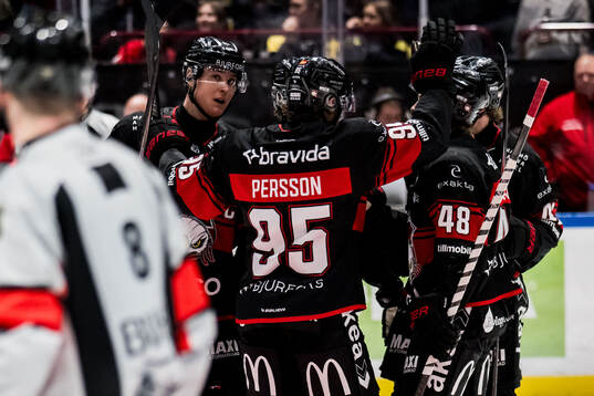 Malmö Redhawks Lauri Pajuniemi jublar