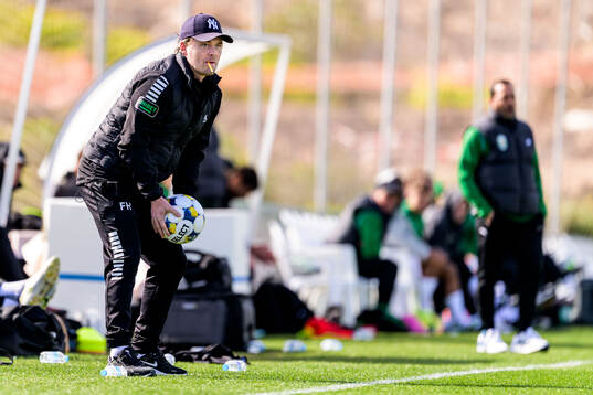 Coach Fredrik Holmberg of GAIS