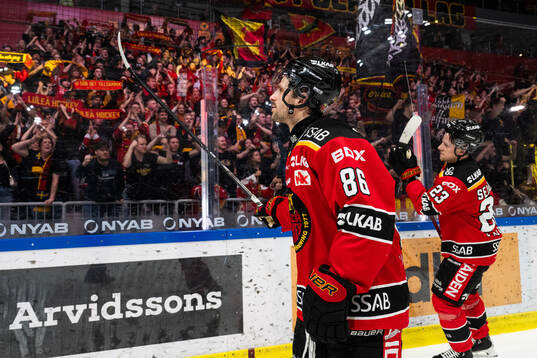 Luleås Mathias Bromé jublar