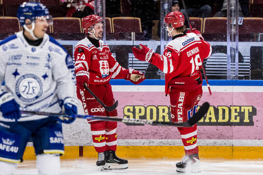 Timrås Jonathan Dahlén och Eddie Genborg jublar