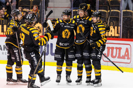 Skellefteås Lars Bryggman jublar