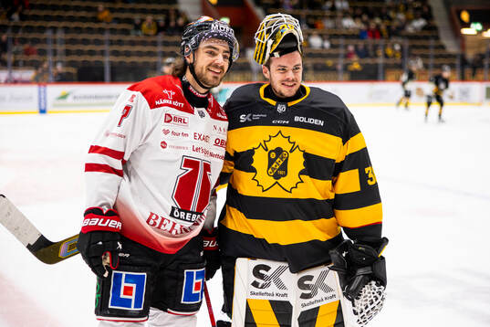 Örebros Luke Martin och Skellefteås målvakt Strauss Mann
