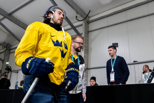 Mika Zibanejad and press officer Linus Hugosson of Sweden