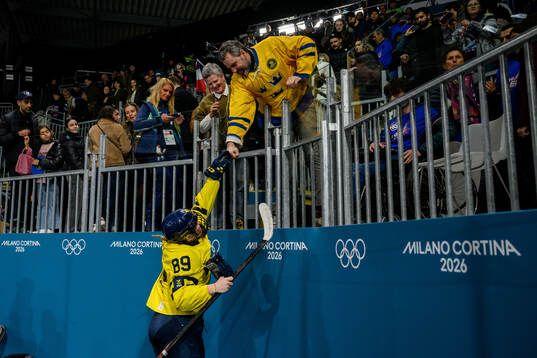 Bläddra bland fler bilder av 2026 Winter Olympics, Day 2, Women's Ice Hockey, France - Sweden