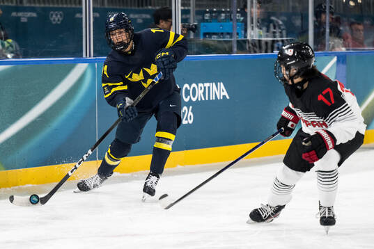 in the women's ice hockey game between Japan and Sweden