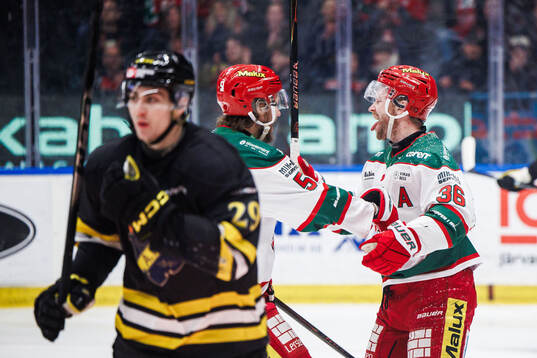 Modos Sebastian Ohlsson jublar