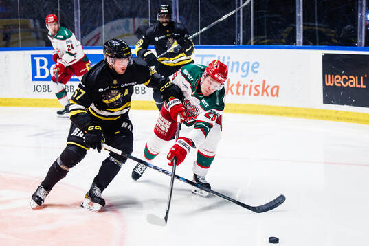 AIKs Alfred Barklund och Modos Carl Mattsson