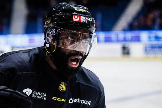 AIKs Daniel Muzito Bagenda jublar