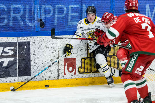 Vimmerbys Oscar Davidsson och Moras Martin Fransson