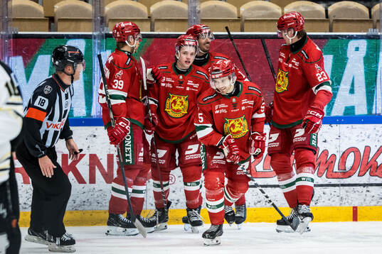 Moras Isac Jonsson jublar