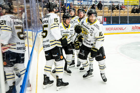 Vimmerbys Jakob Karlsson jublar