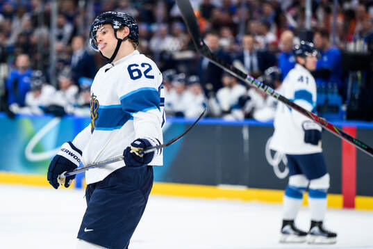 Artturi Lehkonen of Finland in the men's ice hockey game