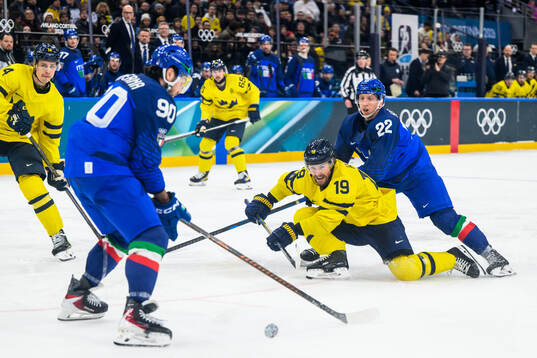 Adrian Kempe of Sweden and Diego Kostner of Italy in the