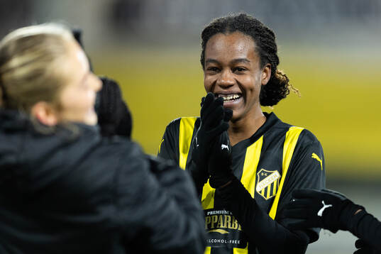 Faith Chinzimu of Häcken