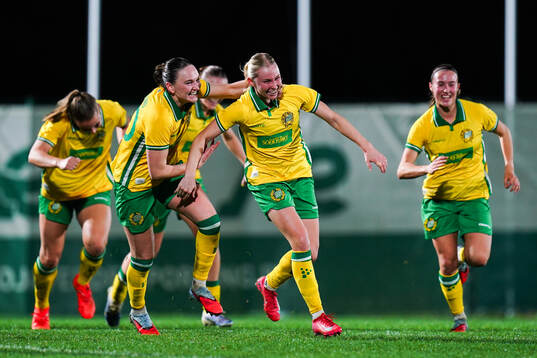 Emilie Joramo of Hammarby celebrates