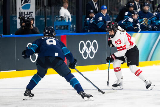 Kristin O'Neill of Canada in the women's ice hockey game