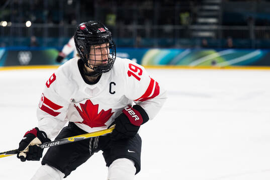 Brianne Jenner of Canada in the women's ice hockey game