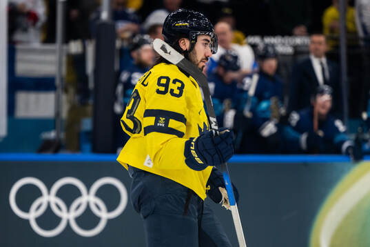 Mika Zibanejad of Sweden looks dejected