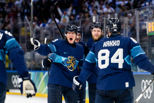 Nikolas Matinpalo, Anton Lundell and Olli Määttä of