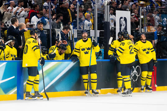 Elias Pettersson, Filip Forsberg, Elias Lindholm and