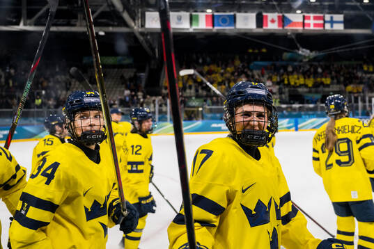 Mira Hallin and Sofie Lundin of Sweden celebrate