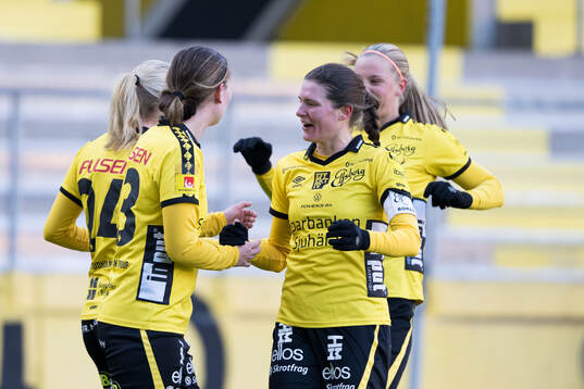 Elfsborgs Ellen Nilsson jublar