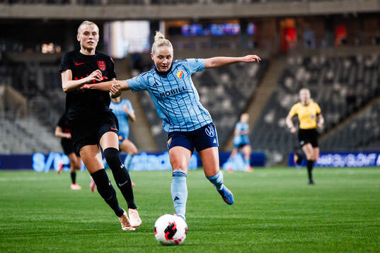 Brommapojkarnas Amanda Wulff och Djurgårdens Maria