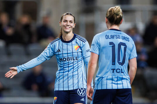 Djurgårdens Johanna Renmark och Maria Olafsdottir Gros