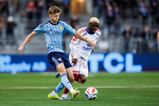 Djurgårdens Patric Åslund och Vålerengas Brice Ambina