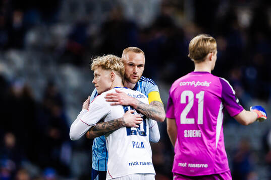 Djurgårdens Adam Ståhl och Vålerenga Noah Pallas