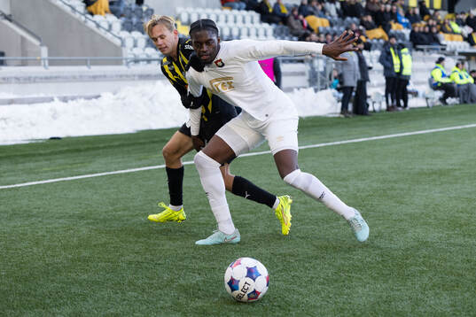 Häckens Pontus Dahbo och Örgrytes Michael Parker