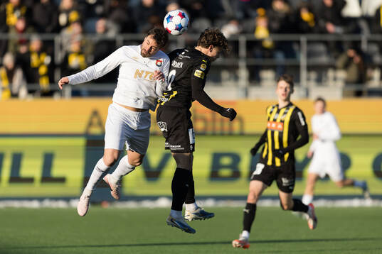 Örgrytes Jonathan Azulay och Häckens Gustav Lindgren