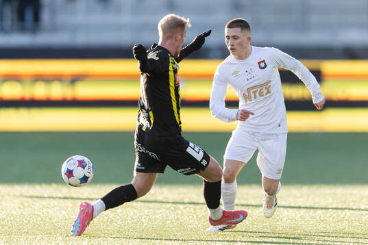 Häckens Mikkel Rygaard Jensen och Örgrytes William Kenndal