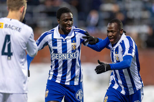 Göteborgs Saidou Alioum jublar