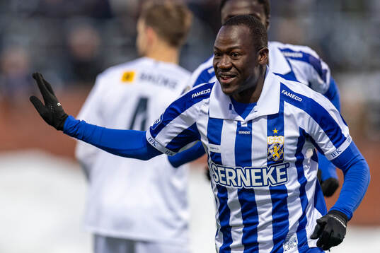Göteborgs Saidou Alioum jublar