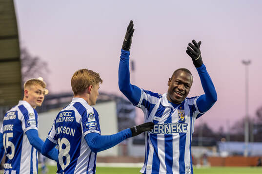 Göteborgs Saidou Alioum jublar