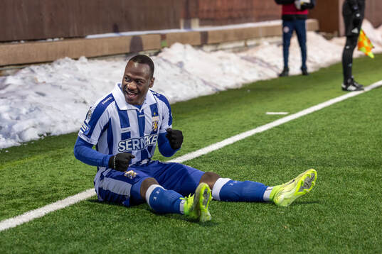 Göteborgs Saidou Alioum jublar