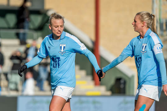 Malmö FFs Wilma Carlsson och Nellie Lilja