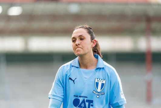 Malmö FFs Isabella D'Aquila deppar