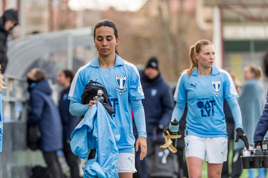 Malmö FFs Vesna Milivojevic deppar och Katariina Kosola