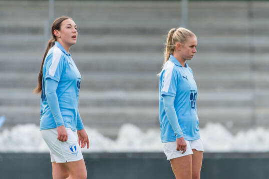 Malmö FFs Alexia Mitkovska och Nellie Lilja deppar