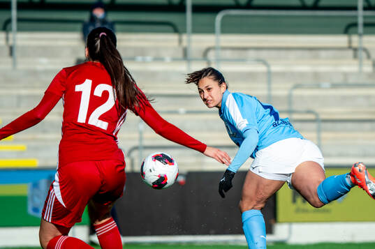 Piteås Andrea Simonovic och Malmö FFs Isabella D'Aquila