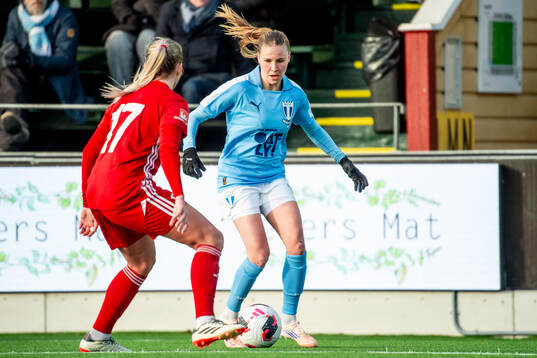 Piteås Selina Henriksson och Malmö FFs Katariina Kosola
