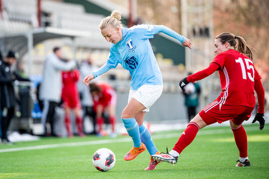 Malmö FFs Nathalie Hoff Persson och Piteås Alexandra