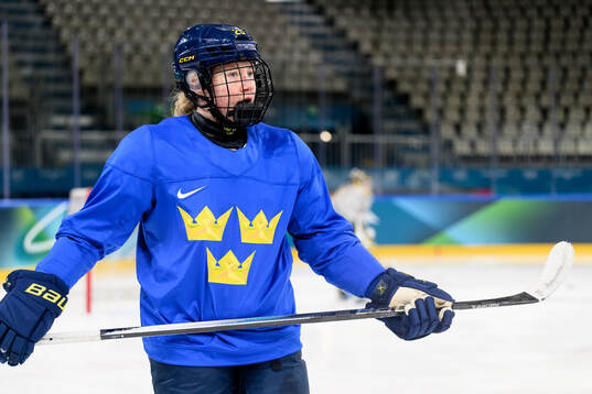 Lina Ljungblom of Sweden at an ice hockey practice session