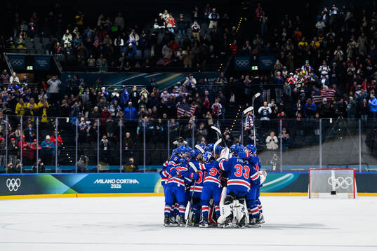 Players of USA celebrate