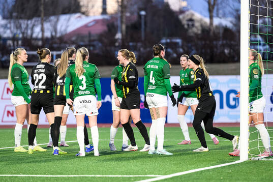 Emma Östlund of Häcken celebrates
